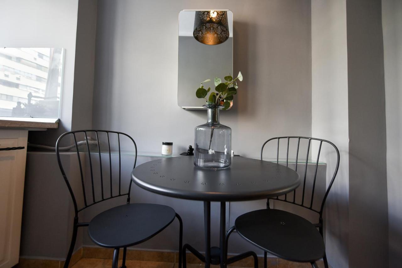 Captivating Old Town Apartment ブカレスト エクステリア 写真